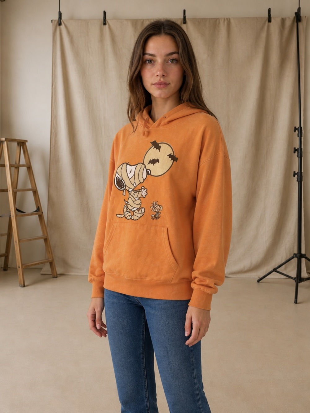 🆕PEANUTS SNOOPY & WOODSTOCK MUMMY HALLOWEEN🎃 HOODIE / UNISEX - Picture 2 of 6
